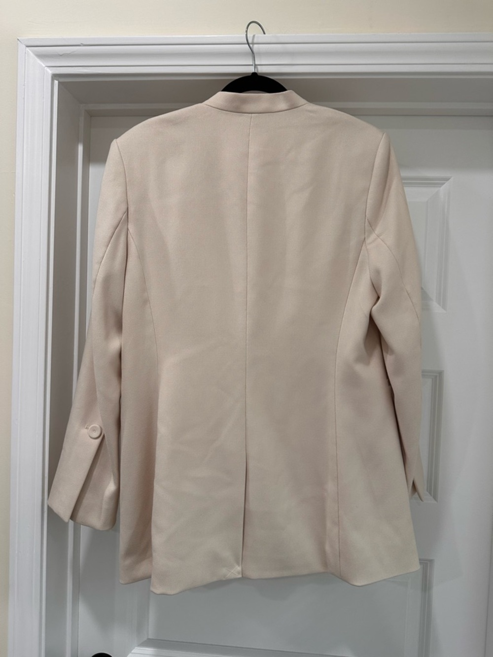 H&M Women’s Cream Padded Collarless Blazer Size M - Picture 2 of 5
